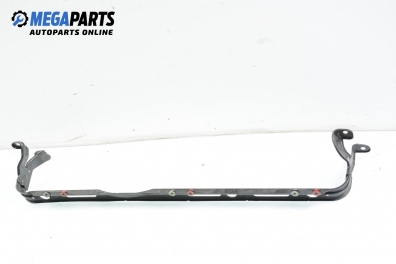 Греда под  радиатор за Ford Focus II Hatchback (07.2004 - 09.2012)