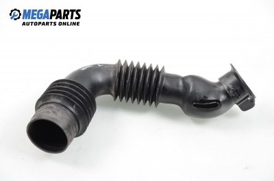 Въздуховод за Toyota Yaris Hatchback I (01.1999 - 12.2005) 1.3 16V, 86 к.с.