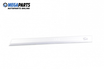 Външни лайсни за Audi A3 Hatchback II (05.2003 - 08.2012), позиция: лява