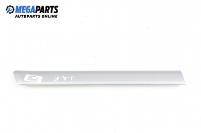 Външни лайсни за Audi A3 Hatchback II (05.2003 - 08.2012), позиция: дясна