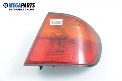 Стоп за Nissan Primera Sedan II (06.1996 - 12.2001), седан, позиция: дясна, Valeo