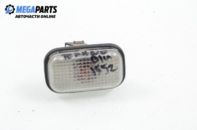 Мигач за Nissan Terrano II SUV (10.1992 - 09.2007), позиция: лява