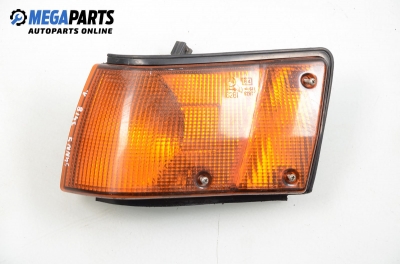 Мигач за Nissan Sunny II Sedan (06.1986 - 10.1991), седан, позиция: лява