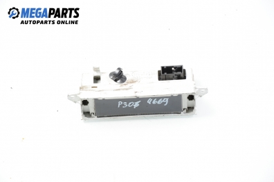 Часовник с индикаторен дисплей за Peugeot 307 Hatchback (08.2000 - 12.2012)