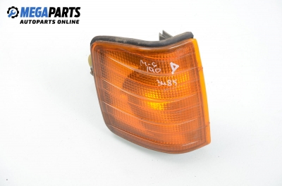 Мигач за Mercedes-Benz 190 Sedan (W201) (10.1982 - 08.1993), позиция: дясна