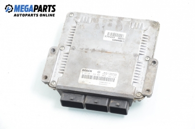 Компютър двигател за Renault Espace IV Minivan (11.2002 - 02.2015) 2.2 dCi (JK0H), 150 к.с., № Bosch 0 281 011 325