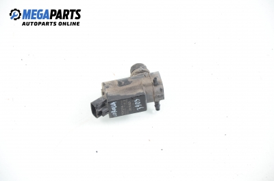 Помпичка за чистачки за Toyota Corolla Station Wagon III (04.1997 - 10.2001)