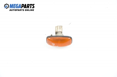 Мигач за Nissan Primera Traveller II (06.1996 - 01.2002), комби, позиция: дясна