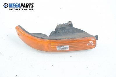 Мигач за Jeep Cherokee SUV III (09.2001 - 01.2008), позиция: дясна