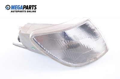 Мигач за Peugeot 306 Hatchback (01.1993 - 10.2003), хечбек, позиция: дясна