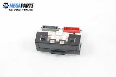 Часовник за Renault Clio II Hatchback (09.1998 - 09.2005)