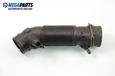 Въздуховод за Volkswagen Bora Sedan (10.1998 - 12.2013) 2.0, 115 к.с.