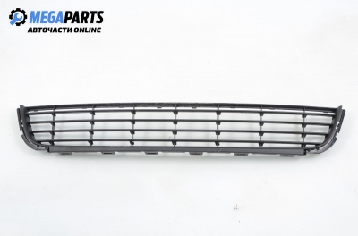 Решетка в броня за Volkswagen Golf VI Hatchback (10.2008 - 02.2014), позиция: предна