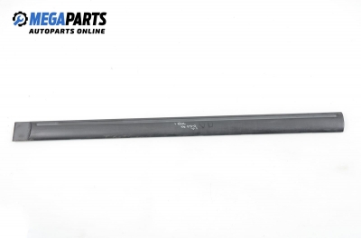 Външни лайсни за Peugeot 106 II Hatchback (04.1996 - 05.2005), позиция: предна, лява