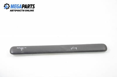 Външни лайсни за Citroen Berlingo Pick-Up / Van I (07.1996 - 04.2008), позиция: дясна