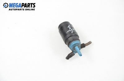 Помпичка за чистачки за Volkswagen Golf II Hatchback (08.1983 - 12.1992)