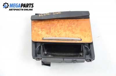 Пепелник за Audi A6 Sedan C6 (05.2004 - 03.2011)