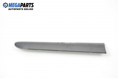 Лайсна за Renault Clio II Hatchback (09.1998 - 09.2005), позиция: дясна