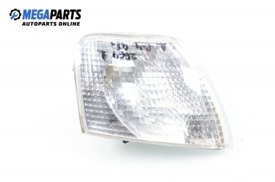 Мигач за Volkswagen Passat Sedan B5 (08.1996 - 12.2001), седан, позиция: дясна