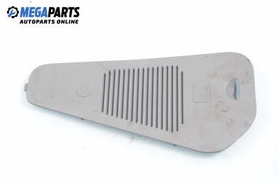 Интериорна пластмаса багажник за Kia Carnival II Minivan (01.1999 - 09.2007)