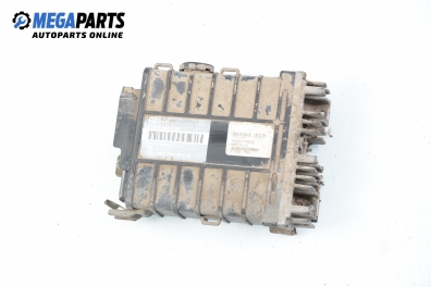 Компютър двигател за Volkswagen Passat Variant B3, B4 (02.1988 - 06.1997) 1.8, 90 к.с., № Bosch 0 280 000 739