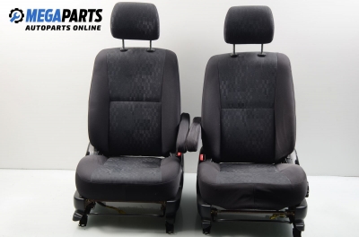 Комплект салон за Toyota Avensis Verso (08.2001 - 11.2009)