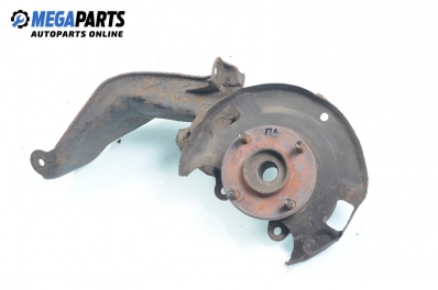 Шенкел главина за Nissan Primera Sedan II (06.1996 - 12.2001), позиция: предна, лява