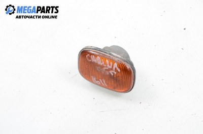 Мигач за Toyota Carina E Hatchback (04.1992 - 09.1997), позиция: дясна