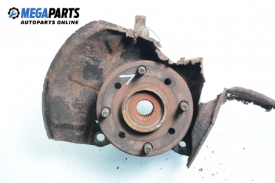 Шенкел главина за Volvo V40 Estate (07.1995 - 06.2004), позиция: предна, лява