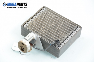 Вътрешен радиатор климатик за Mitsubishi Pajero III SUV (01.1999 - 01.2007) 3.2 Di-D, 165 к.с.