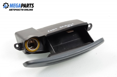 Пепелник за Renault Megane Scenic (10.1996 - 12.2001)