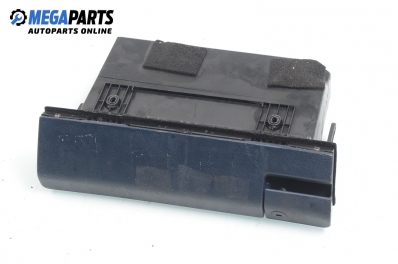 Жабка за Mercedes-Benz C-Class Sedan (W202) (03.1993 - 05.2000)