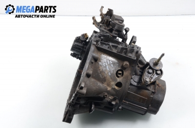 Ръчна скоростна кутия за Peugeot 307 Hatchback (08.2000 - 12.2012) 2.0 16V, 136 к.с., № 3730705