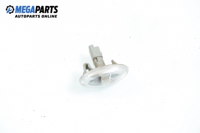 Мигач за Peugeot Partner Combispace (05.1996 - 12.2015), пътнически