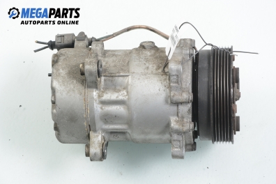 Компресор климатик за Volkswagen New Beetle Coupe (01.1998 - 09.2010) 2.0, 115 к.с., № 1J0 820 803 F