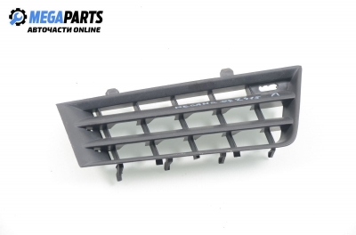 Решетка в броня за Renault Megane II Hatchback (07.2001 - 10.2012), хечбек