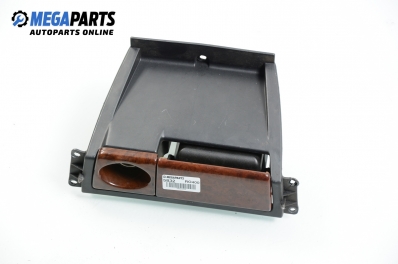 Пепелник за Rover 400 Sedan II (05.1995 - 03.2000)