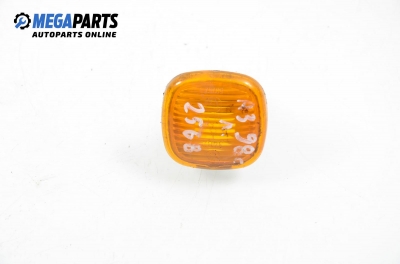 Мигач за Audi A3 Hatchback I (09.1996 - 05.2003), позиция: лява