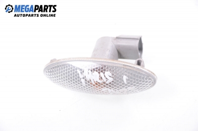 Мигач за Toyota Yaris Hatchback II (01.2005 - 12.2014), хечбек, позиция: лява