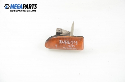 Мигач за Toyota Avensis Liftback I (09.1997 - 02.2003), хечбек