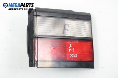 Вътрешен стоп за Volkswagen Passat Variant B3, B4 (02.1988 - 06.1997), комби, позиция: дясна