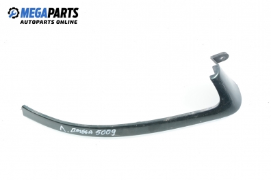 Лайсна под фар за Opel Omega B Sedan (03.1994 - 07.2003), седан, позиция: дясна