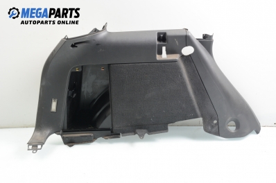 Интериорна пластмаса багажник за Volkswagen Touareg SUV I (10.2002 - 01.2013)