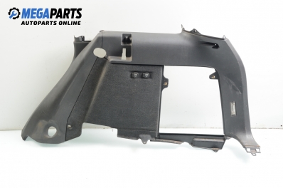 Интериорна пластмаса багажник за Volkswagen Touareg SUV I (10.2002 - 01.2013)