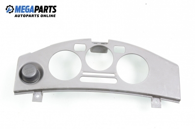 Интериорна пластмаса за Nissan Micra III Hatchback (01.2003 - 06.2010), 2+1 вр., позиция: предна