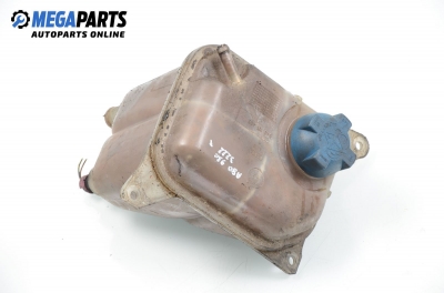 Казанче за антифриз за Audi 80 Avant B4 (09.1991 - 01.1996) 1.6 E, 101 к.с.