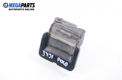 Плафон заден номер за Volkswagen Polo Hatchback II (10.1994 - 10.1999), хечбек