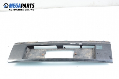 Стойка заден номер за Volkswagen Passat Sedan B3, B4 (02.1988 - 12.1997), седан