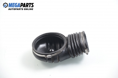 Въздуховод за Volkswagen Passat Variant B3, B4 (02.1988 - 06.1997) 1.8 16V, 136 к.с.