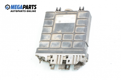 Компютър двигател за Volkswagen Passat Sedan B3, B4 (02.1988 - 12.1997) 2.0 16V, 150 к.с., № 037 906 024 F